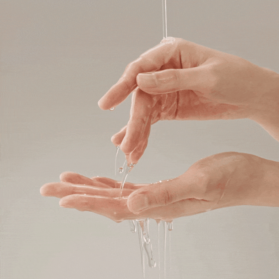 skin1004-cleanser-madagascar-centella-light-cleansing-oil-30259218743453.gif